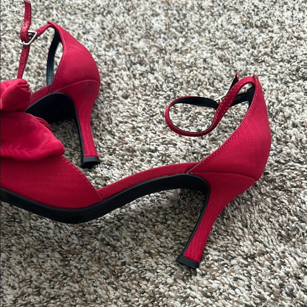 Brand NEW Grace Bow Pumps with Memory Foam - Picture 5 of 8